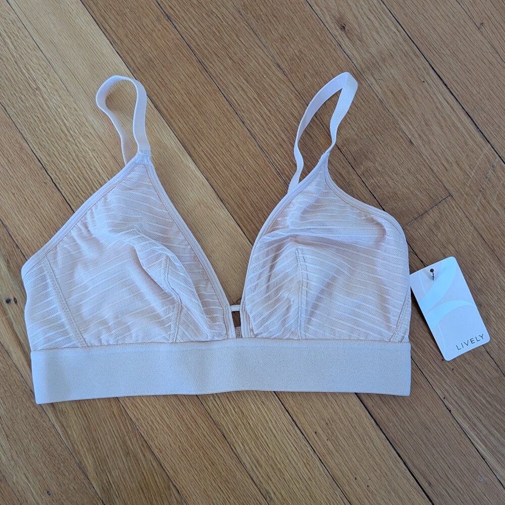 NWT Lively Mesh Bralette in Toasted Almond Size 2
